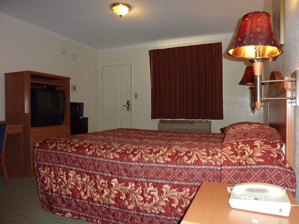 Americas Best Value Inn, Antioch Room photo