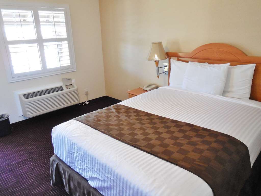 Americas Best Value Inn, Antioch Room photo